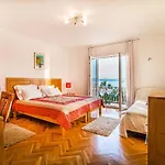 Magnificent In With Swimming Pool 3*