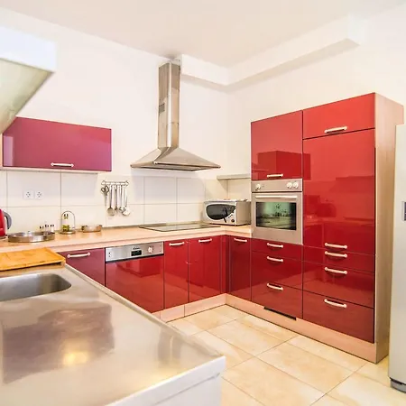 Magnificent In With Swimming Pool Hotel Supetar