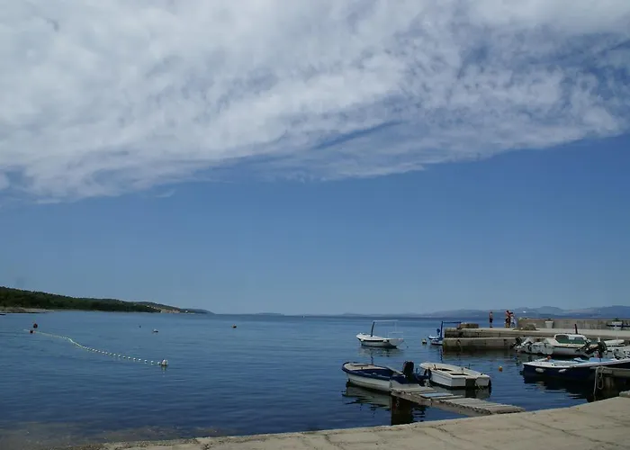 Magnificent In With Swimming Pool 酒店 苏佩塔尔